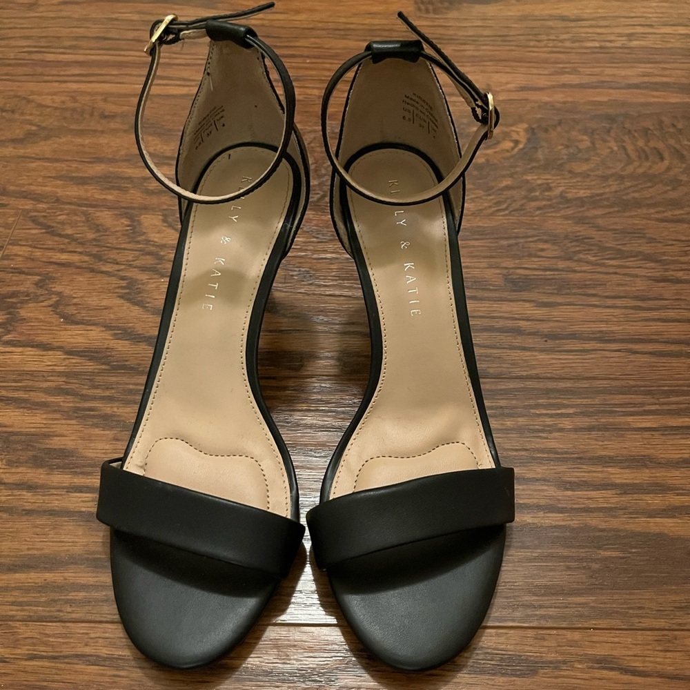 KELLY & KATIE BLACK ANKLE STRAP HEELS